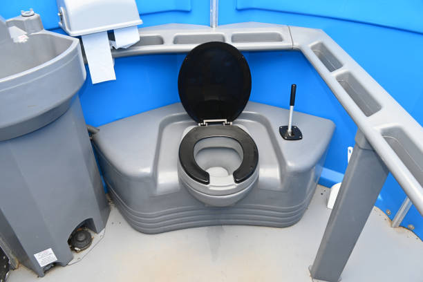 Best Porta potty delivery and setup  in Burnsville, NC